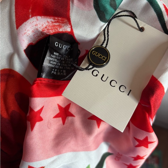 Gucci Red and White Star Pattern Scarf - Picture 2 of 2